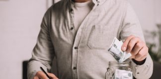 איך מקבלים החזרי מס על השקעה בשוק ההון