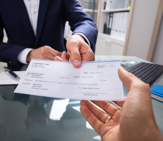 ניכיון שיקים – אין היום כמעט בעלי עסקים שלא משתמשים באפשרות הזו