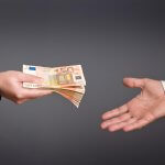 בזמנים קשים המדינה לצדינו – הלוואה בערבות המדינה