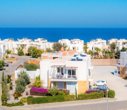 פסגת הפאר: ישראלים בעלי הון עצמי מ-150,000 ₪ בלבד יוכלו לרכוש דירה בשכונת הגולף של צ.קפריסין – ריזורט חלומי עם חוף ים פרטי!